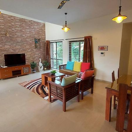 Soul Tree Deluxe Villa 106 Lavasa Exteriör bild