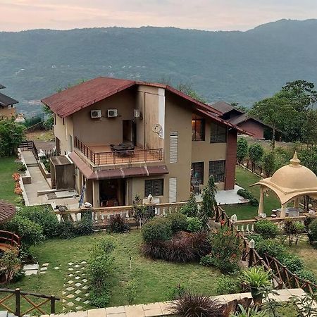 Soul Tree Deluxe Villa 106 Lavasa Exteriör bild