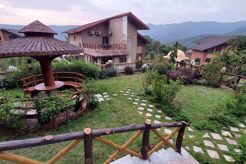 Soul Tree Deluxe Villa 106 Lavasa Exteriör bild